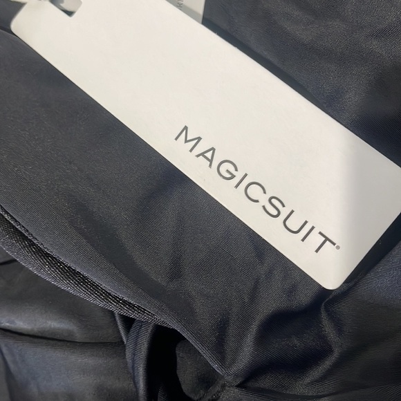 MAGICSUIT Solid Drew - Picture 6 of 6